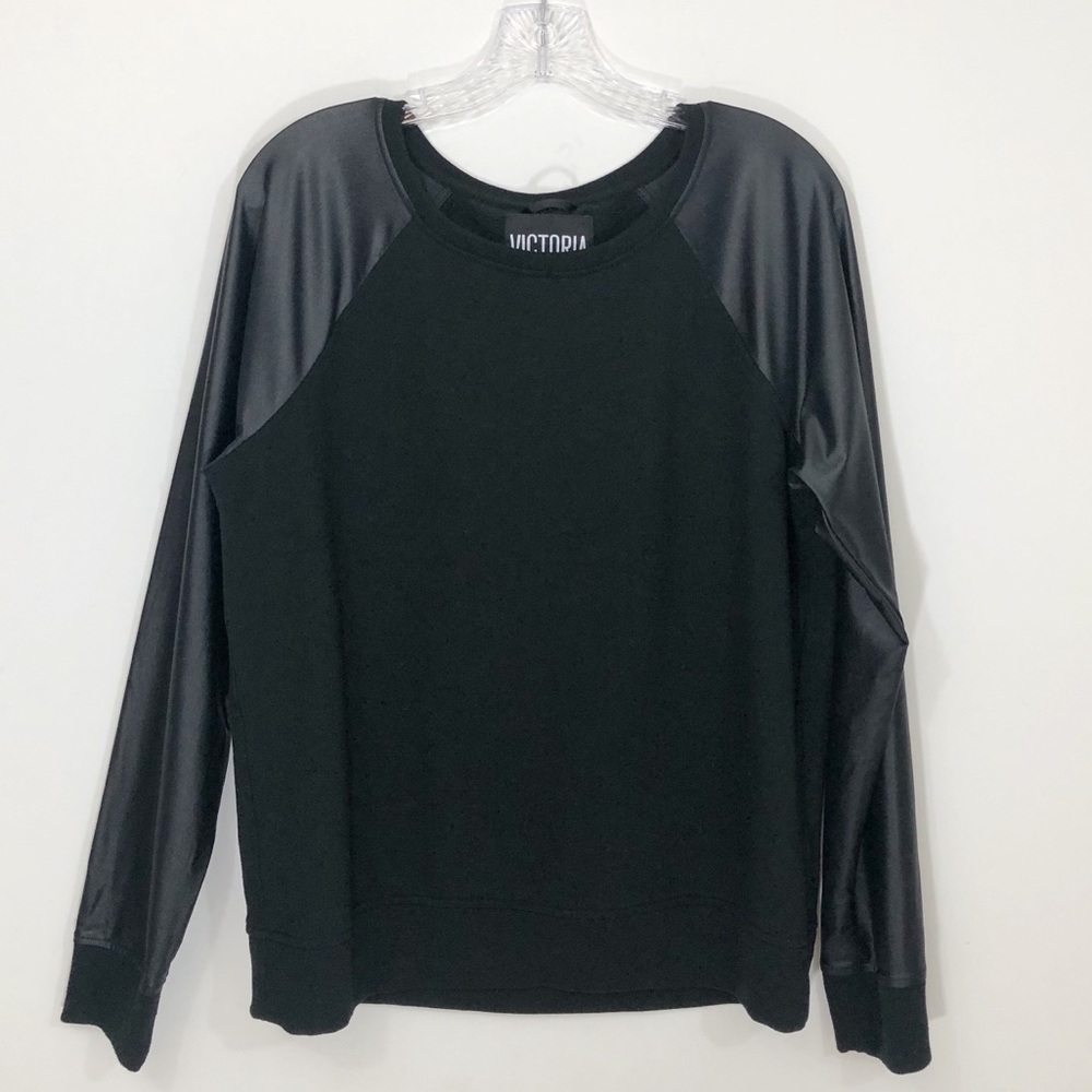 Victoria’s Secret Sport Long Sleeve Shirt || M ||